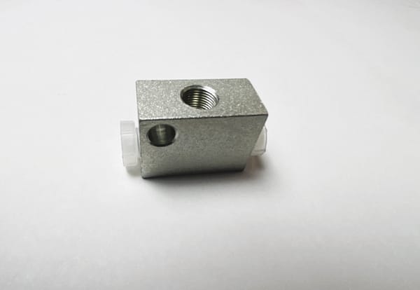 T132507 Brake Tee Piece - Mecalac