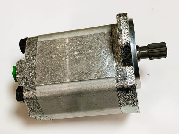 M1001771 Hydraulic Gear Pump - Mecalac