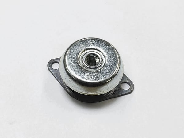 T104136 Engine Mount - Mecalac