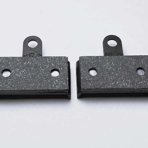 1585-1230A Handbrake Pads - Mecalac