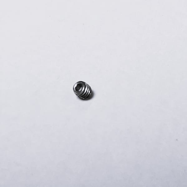 100477 Grub Screw - Thwaites